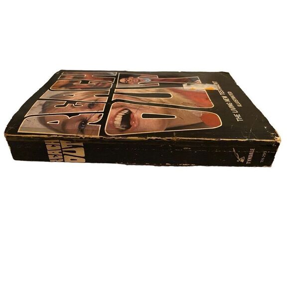 Reach Out The Living New Testament Paperback Book Illustrated Edition 1967 - Picture 4 of 11